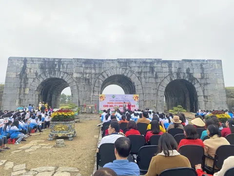 Thanh Hóa: Rộn ràng mùa xuân di sản tại Thành Nhà Hồ và các di tích trọng điểm