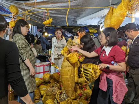 Chợ Viềng – Dòng chảy của văn hóa Việt