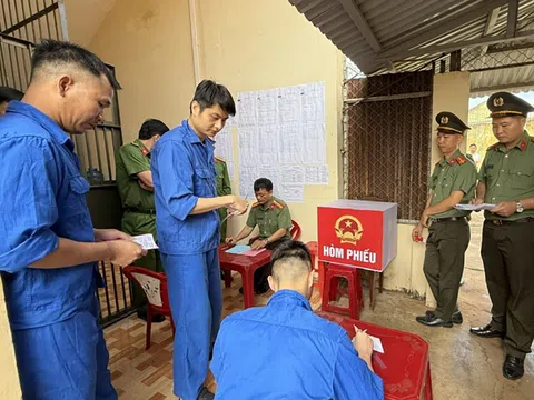 Thực hiện quyền bầu cử của cử tri là người bị tạm giữ tại trại tạm giam