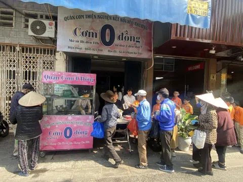 Ấm áp tấm lòng thơm thảo tại quán cơm thiện nguyện 0 đồng ở Hải Phòng