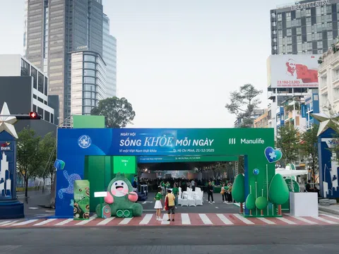 Hơn 3.000 người dân TP.HCM nhận “quà” Giáng sinh sức khỏe từ Manulife