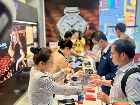 Thị trường vàng vía Thần Tài 2026 sôi động, trang sức vàng và trải nghiệm mua sắm thu hút người tiêu dùng