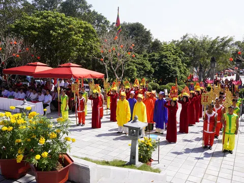 Trang trọng Lễ tưởng niệm 235 năm ngày mất Đại danh y Hải Thượng Lãn Ông - Lê Hữu Trác