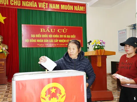 Hà Tĩnh: Gần 1 triệu cử tri nô nức đi bỏ phiếu