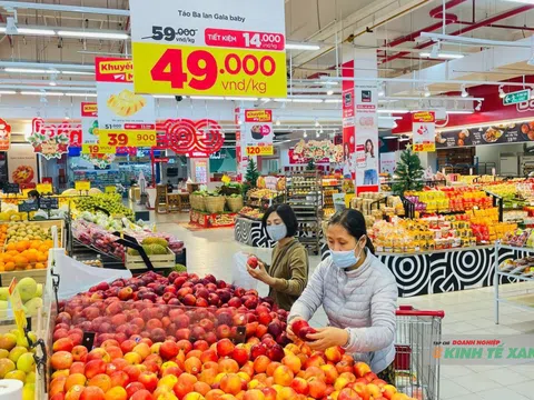 Người tiêu dùng dè dặt sắm Tết: Sức mua chững lại, doanh nghiệp tìm “chìa khóa giá trị”