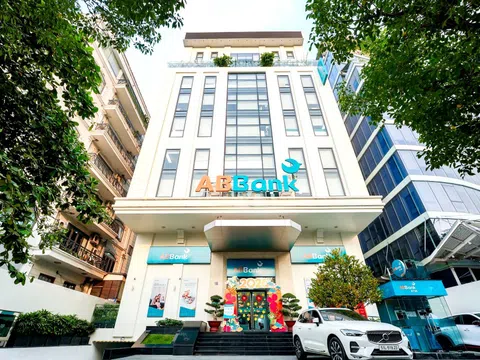 Tăng vốn lên gần 14.000 tỷ đồng, ABBank tăng tốc tái cấu trúc toàn diện