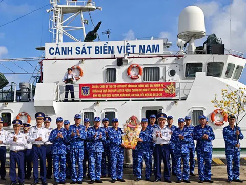 Ra khơi giữ biển những ngày xuân