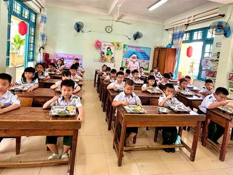 Đà Nẵng: Kiểm soát an toàn thực phẩm trong trường học