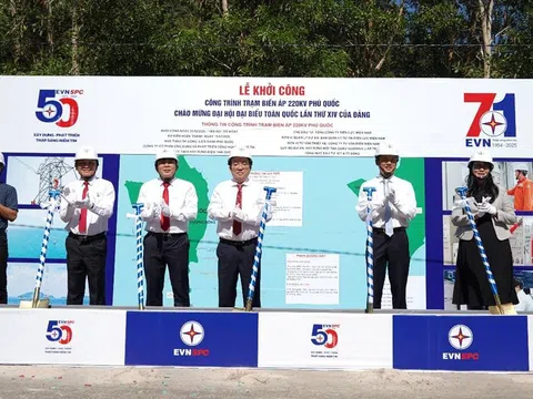 EVNSPC vượt chỉ tiêu 2025 với hơn 700 công trình đóng điện