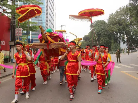 Khai mạc lễ hội tại Đền Mẫu Cấm Sơn Linh Từ: Điểm hẹn tâm linh hút khách đầu mùa du lịch 2026
