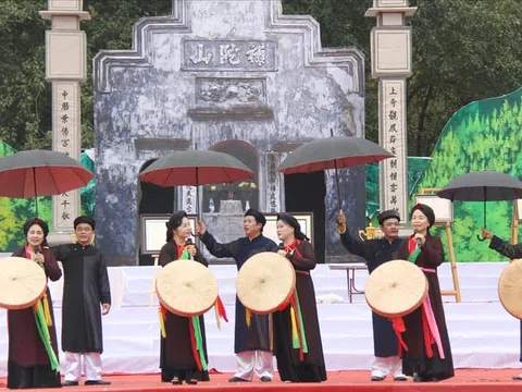 Làm thế nào để văn hoá trở thành nền tảng và động lực phát triển kinh tế - xã hội