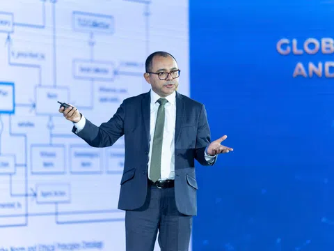 Nhà khoa học quốc tế tiết lộ “hậu trường” đề cử cho giải thưởng triệu đô của tỷ phú Phạm Nhật Vượng