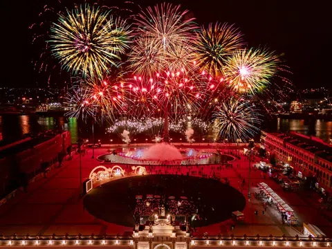 Xuân đã về trên Đảo Hoàng Gia, Vinhomes Royal Island thành tâm điểm lễ hội đầu năm tại Hải Phòng