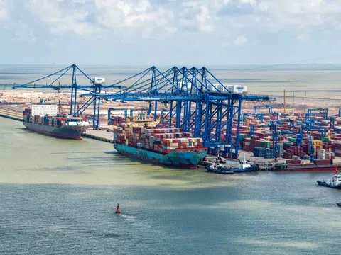 Kinh tế Việt Nam giữ đà tăng trưởng, UOB nâng dự báo GDP 2026 lên 7,5%