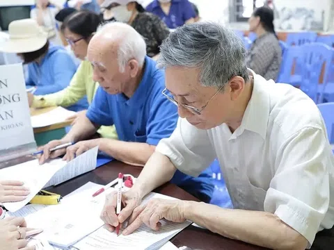 Tuổi nghỉ hưu năm 2026 tiếp tục điều chỉnh theo lộ trình, mở rộng diện nghỉ sớm và điều kiện hưởng hưu