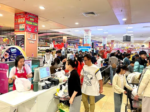 Sức mua và du lịch tạo cú hích cho thương mại - dịch vụ ngay đầu năm 2026