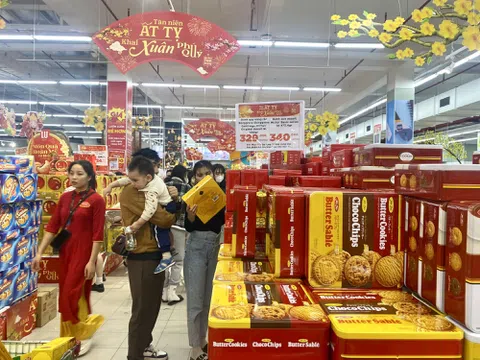 Tăng giờ phục vụ xuyên Tết, nhiều siêu thị tại TP. HCM mở cửa 24/24 đón cao điểm mua sắm