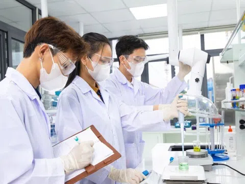 Cải cách toàn diện cơ chế lương, thưởng và tài chính cho giới khoa học