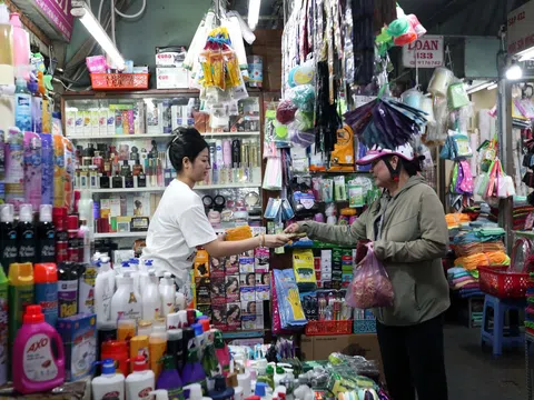 Từ tháng 3, hộ kinh doanh không còn được dùng tài khoản cá nhân cho hoạt động buôn bán