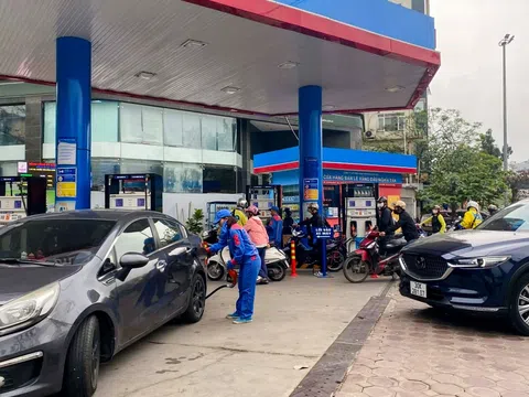 Đề xuất miễn thuế nhập khẩu một số mặt hàng xăng dầu nhằm ổn định thị trường