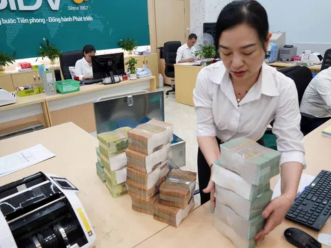 Lãi suất vay mua nhà leo thang, người mua bất động sản "dè dặt" xuống tiền