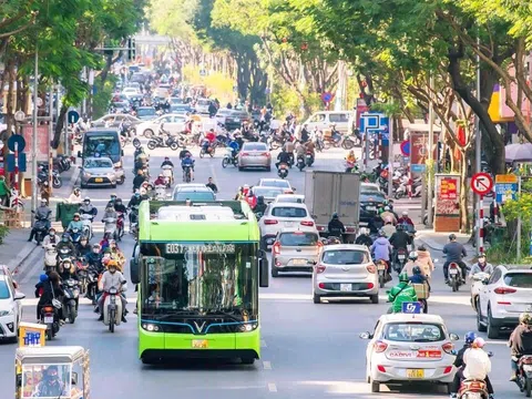 Lộ trình nhiều bước cho giao thông xanh: Không thể chuyển đổi trong "một sớm một chiều"