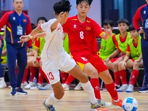 Đội tuyển Futsal U16 Việt Nam có chiến thắng đầu tiên tại giải Đông Nam Á