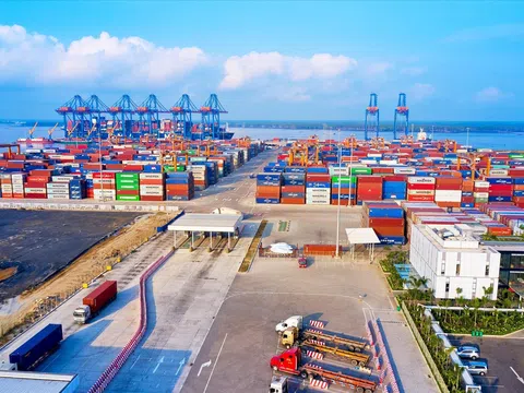 Xuất nhập khẩu tăng trưởng tích cực ngay từ đầu năm 2026