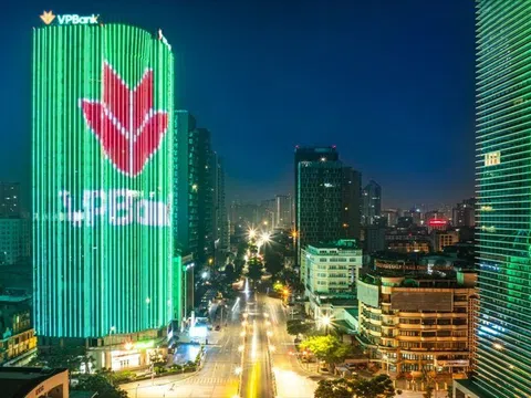 Ngân hàng đầu tiên tăng vốn điều lệ lên 100.000 tỷ đồng, dự chi gần 4.000 tỷ trả cổ tức 5%