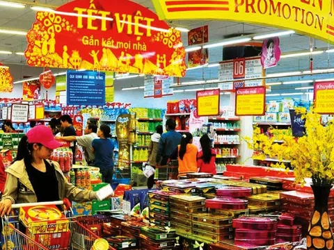 Nhà bán lẻ tung chính sách bình ổn giá mùa cao điểm mua sắm Tết