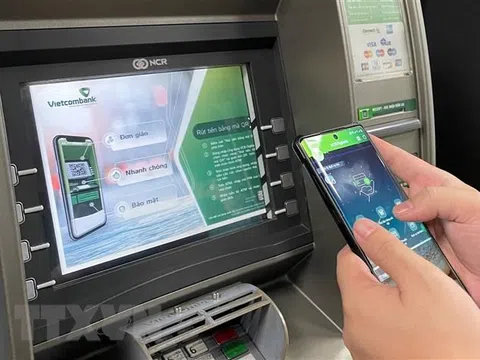 Cận Tết, ATM vắng khách trong khi app ngân hàng "tắc đường"