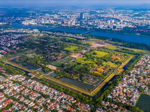 Thừa Thiên - Huế: Thu hút nhà đầu tư lớn làm động lực lan tỏa phát triển kinh tế