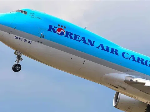 Korean Air được chọn là "Hãng hàng không vận tải của năm" bởi ATW