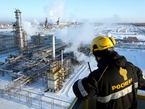 Đức tuyên bố sẽ dừng nhập khẩu dầu của Nga vào cuối năm nay