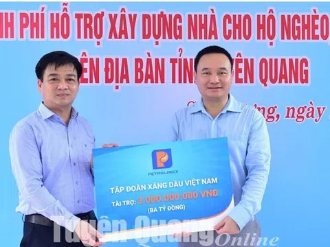 Petrolimex ủng hộ 3 tỷ đồng xây nhà tình nghĩa tại Tuyên Quang