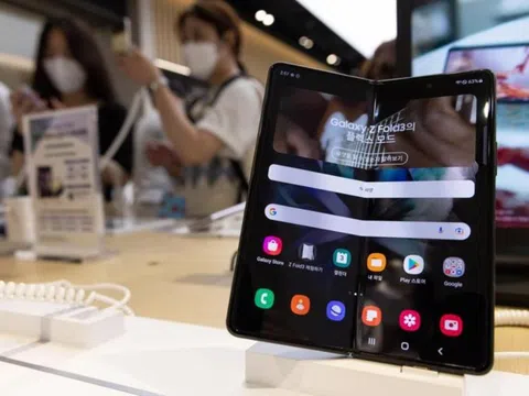 Dấu ấn Samsung với gần 10 triệu mẫu điện thoại thông minh màn hình gập