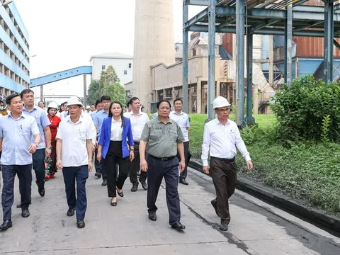 Chùm ảnh: Thủ tướng kiểm tra, khảo sát thực địa dự án Đạm Ninh Bình