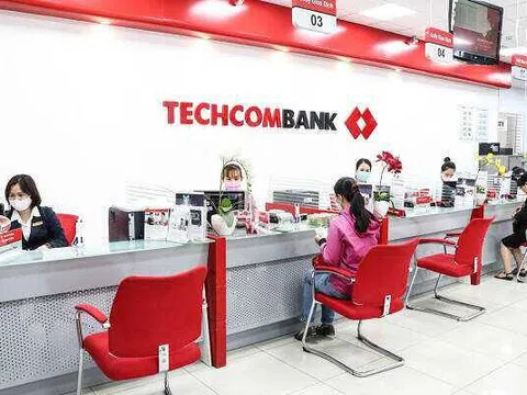 Techcombank: Mối lo từ khoản nợ nguy cơ mất vốn tăng vọt và áp lực từ 32 nghìn tỷ trái phiếu sắp đáo hạn