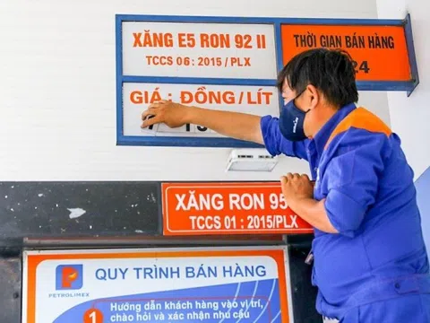 Xăng dầu tiếp tục giảm giá lần thứ 3 liên tiếp