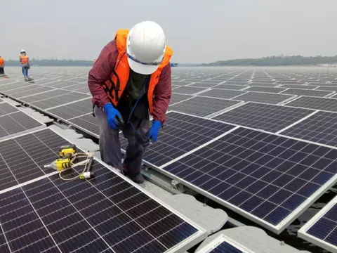 Ấn Độ chấm dứt điều tra chống bán phá giá pin mặt trời nhập từ Việt Nam