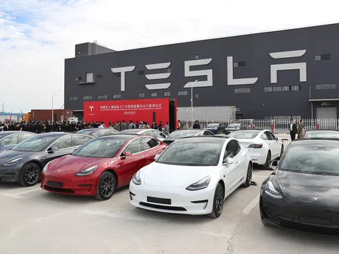 Tesla triệu hồi hơn 80.000 xe ô tô do lỗi phần mềm và đai an toàn