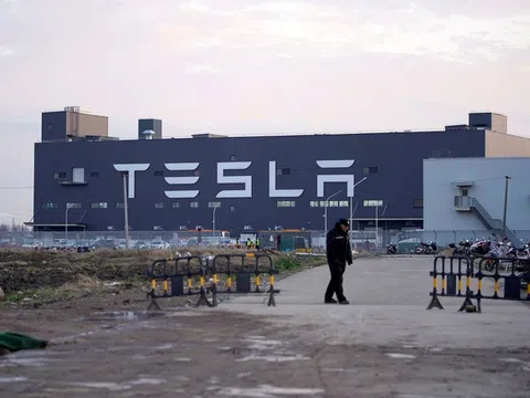Ô tô điện Tesla tạm dừng sản xuất tại nhà máy Thượng Hải