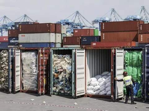 Thái Lan cấm nhập khẩu toàn bộ rác thải nhựa từ năm 2025