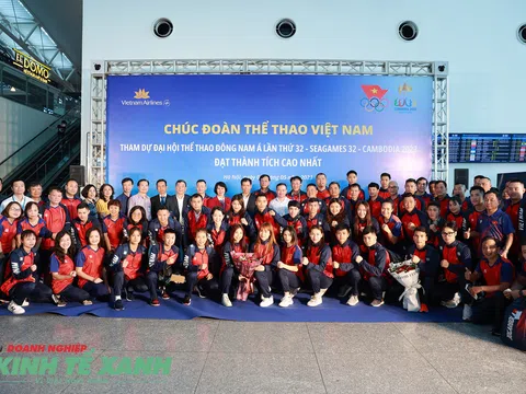 Đoàn Thể thao Việt Nam lên đường sang Campuchia dự SEA Games 32