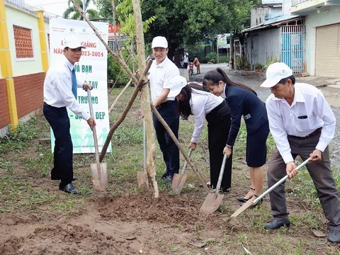 Hơn 9.000 cây xanh được trồng nhờ chương trình “Toyota chung tay xanh hóa học đường”