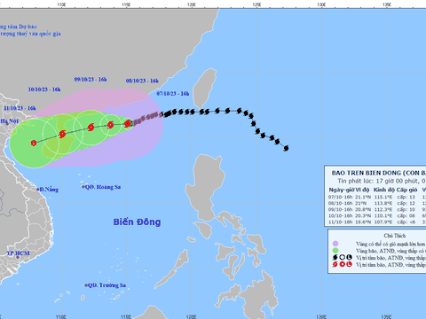 Bão số 4 duy trì cường độ rất mạnh, hướng về vịnh Bắc Bộ