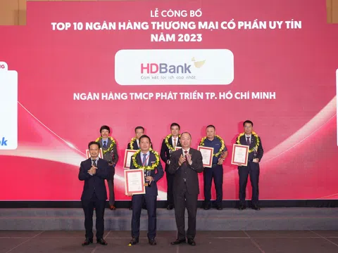 HDBank đứng vị trí thứ 7 Top công ty đại chúng uy tín và hiệu quả nhất Việt Nam