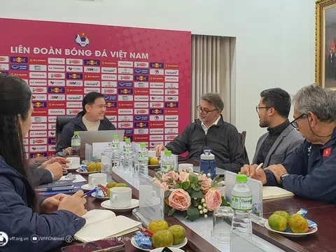 VFF và HLV Philippe Troussier họp triển khai kế hoạch hoạt động năm 2024