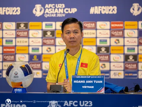 HLV Hoàng Anh Tuấn không hài lòng về màn trình diễn của các học trò trước U23 Kuwait