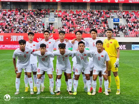 U19 Việt Nam thua nhẹ đội chủ nhà U19 Trung Quốc trong trận ra quân